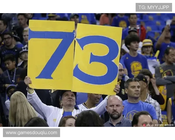 斗球直播官方致力于打造最专业的足球直播平台，满足不同用户的观看需求