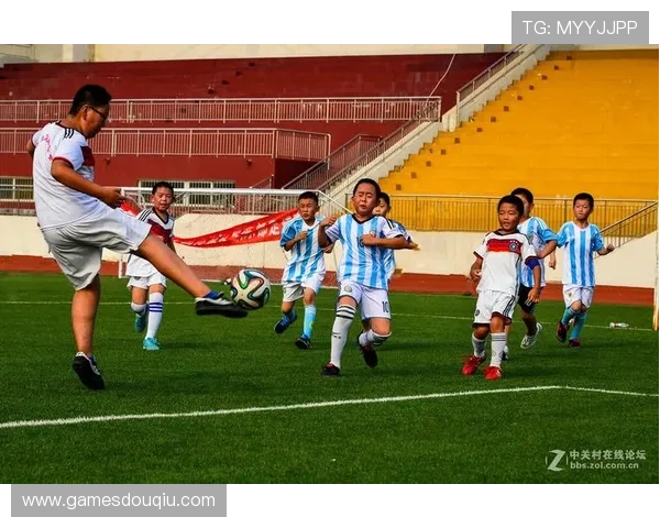 斗球网址大全官方版为用户带来最便捷的足球比赛查询体验